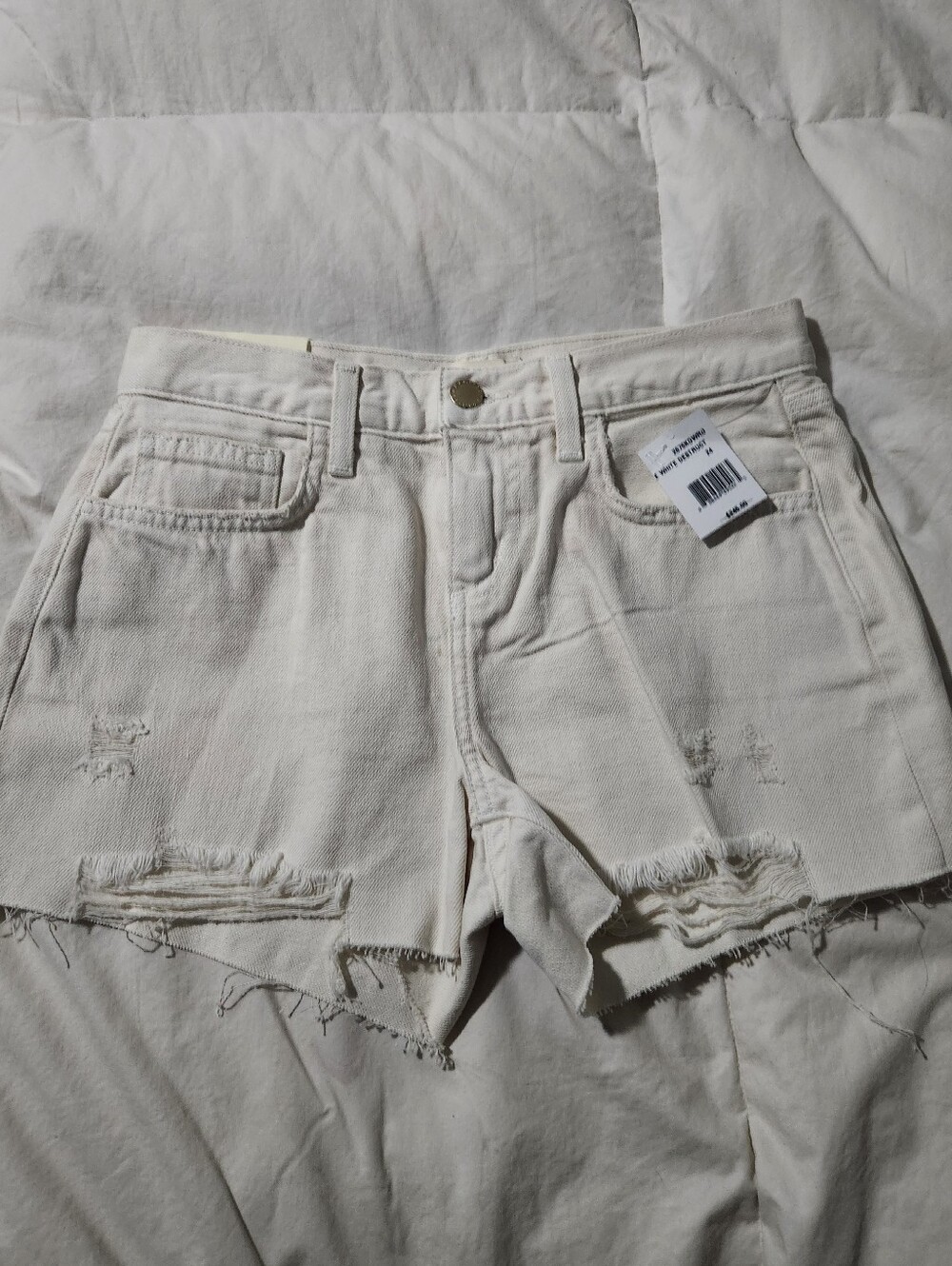 L’Agence Audrey Mid Rise Short Size 24 NEW Vintage White , new with tags